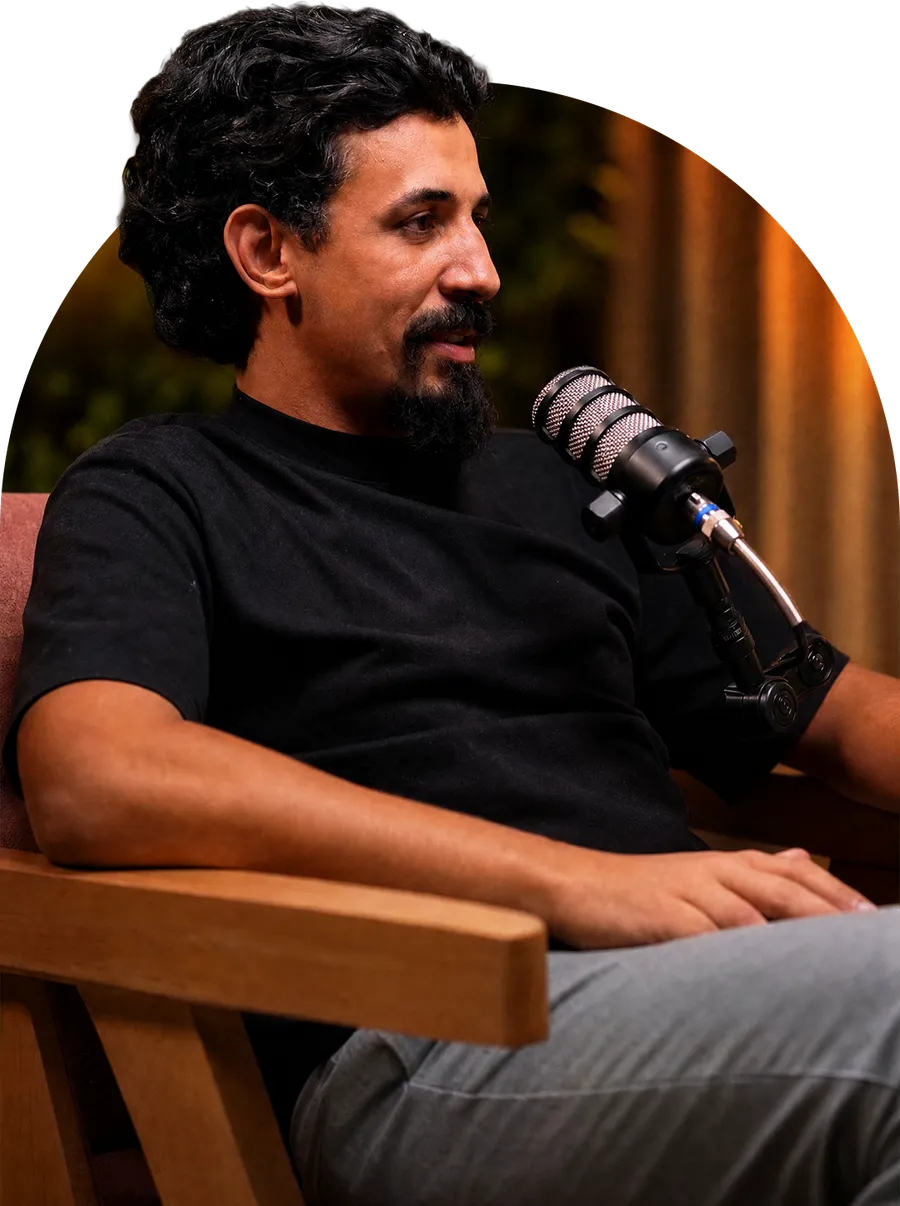 Invité en plateau podcast